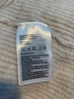 Clearance H&M ribattu off shoulder-neule