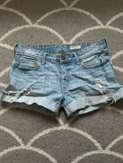 Discount H&M shortsit