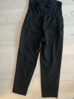 H&M suorat äitiyshousut