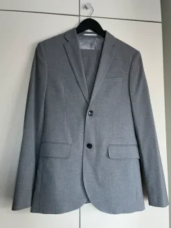 Clearance H&M todella hyväkuntoinen puku / 44