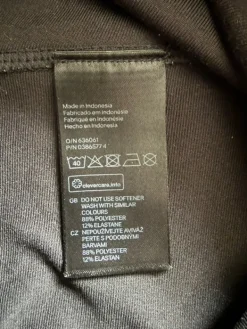 Online H&M treenihousut S