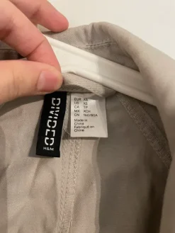 Hot H&M trenssi takki