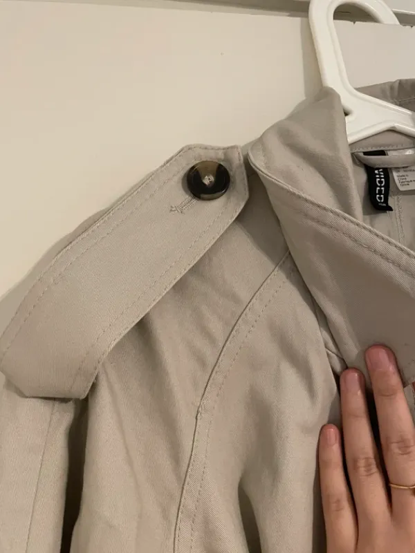 Hot H&M trenssi takki