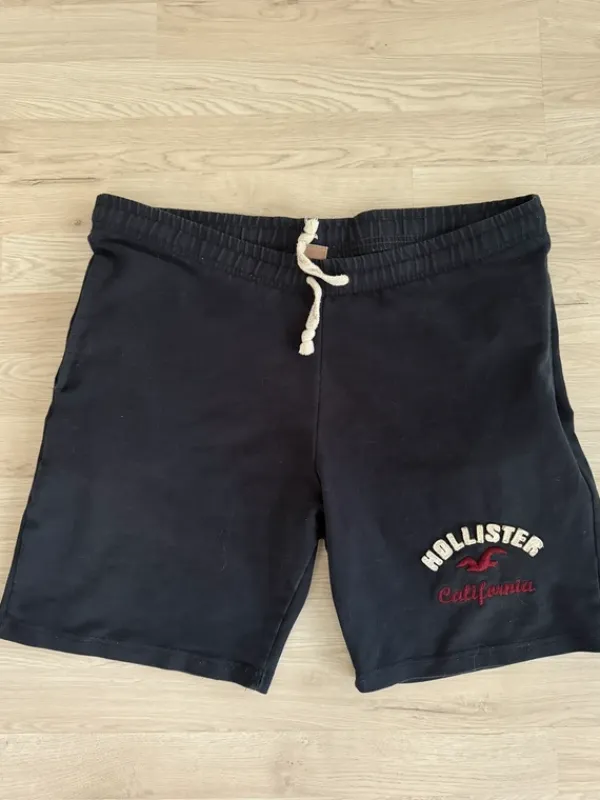 Online Hollister shortsit