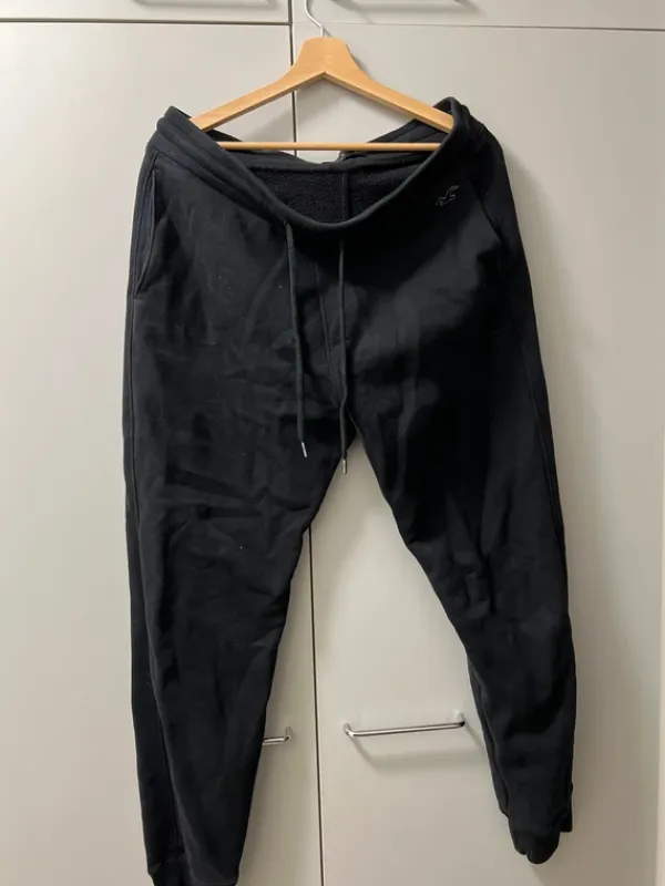 New Hollister verkkarihousut