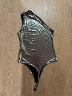 Sale FB Sister Hopea body