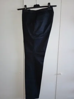 Online Hugo Boss 100% virgin wool koko 44