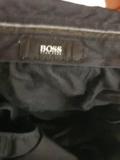 Best Hugo Boss -puvunhousut