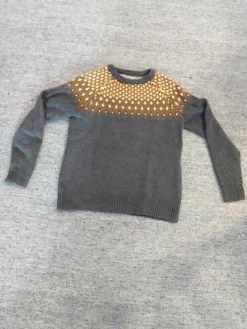 New Icepeak villapaita