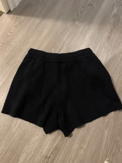 Clearance ICIW shortsit