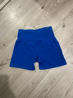 Best ICIW treeni shortsit