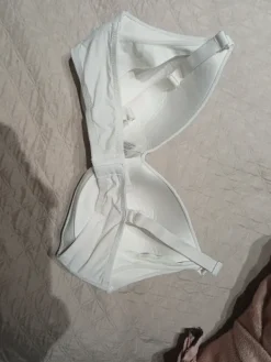 Online H&M Imetysliivit