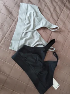 Clearance H&M Imetysliivit 2kpl