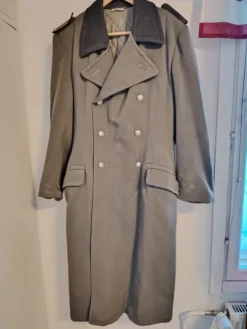 New Itä - saksalainen pitkä mantteli ja housut Nva 48