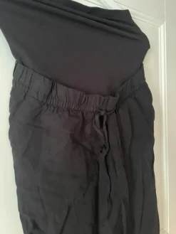 Outlet H&M Mama Äitiyshousut