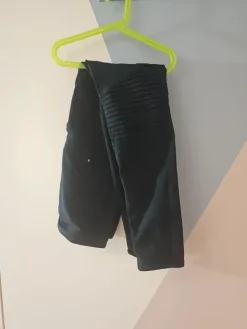 New H&M Mama Äitiyshousut