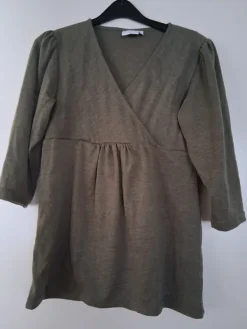 Best Mamalicious Äitiys/imetyspaita