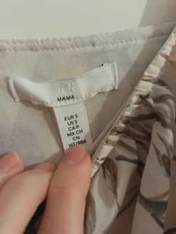 Hot H&M Äitiysmekko