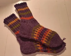 Itseneulotut Villasukat, koko 40