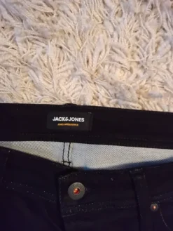 Clearance Jack & Jones Jack&Jones farkut. Koko 31