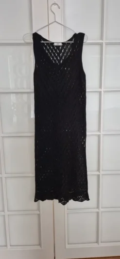 Hot JDY musta neulemekko, virkattu mekko, koko M@