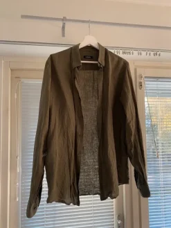 J.Lindeberg pellavapaita