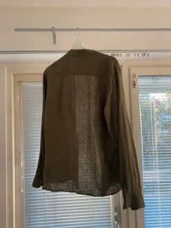 J.Lindeberg pellavapaita