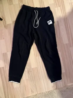 Sale Jordan college verkkarit