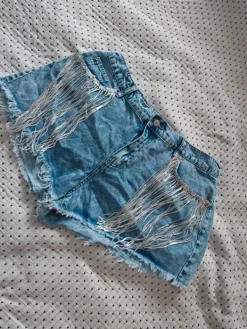 Clearance Joustavat glittershortsit