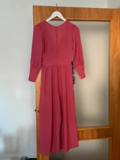 Online ASOS Juhlava housupuku