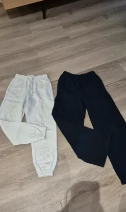 New Pull & Bear Kahdet verkkarit pakettina koko XS/S.