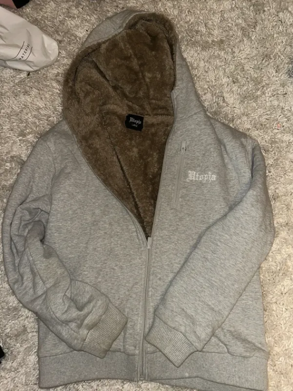 Hot UTOPIA Karvahuppari