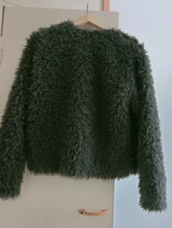 Outlet Gina Tricot Karvapörrötakki