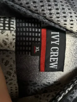 Online Ivy Crew Kauluspaita