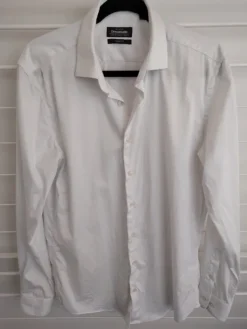 Clearance Kauluspaita