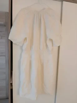 Outlet H&M Kaunis mekko