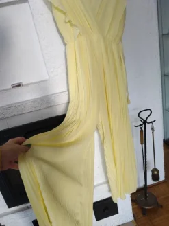 Sale Keltainen haalari