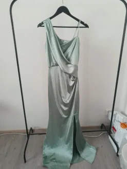 New WalG Kiiltävä juhlamekko