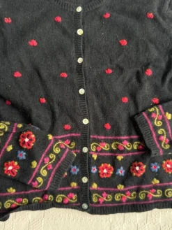 Discount Kappahl Kirjailtu villapaita