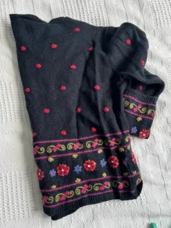 Discount Kappahl Kirjailtu villapaita