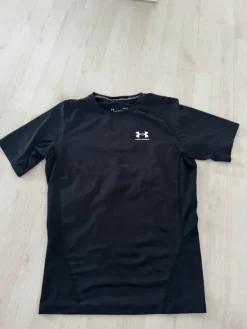 Online Under Armour Kompressio treenipaita