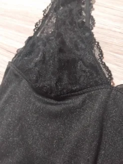 Outlet Koronkowy top na ramiączkach