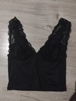 Outlet Koronkowy top na ramiączkach