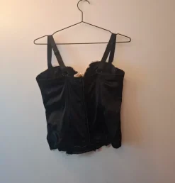 Hot H&M Korsettitoppi