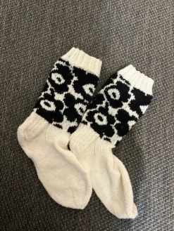 Outlet hand made Käsintehdyt ”Marimekon” villasukat