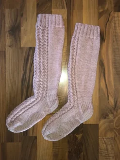 Discount Handmade Beauty Käsintehdyt pitkät villasukat koko 38-39