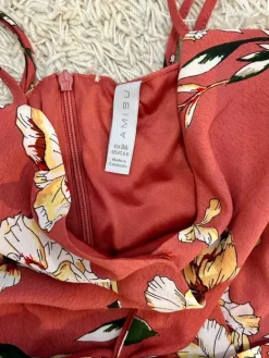 Discount Amisu Kukkakuosinen jumpsuit