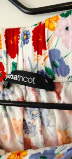 Hot Gina Tricot Kukkashortsit