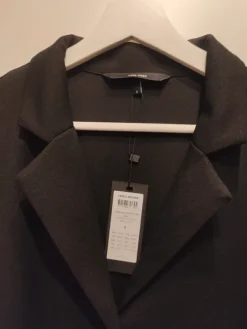 New Vero Moda Käyttämätön haalari