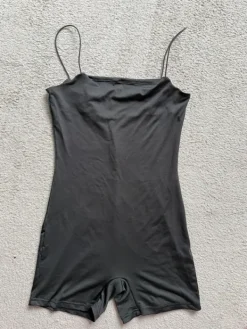 Outlet Shein Käyttämätön harmaa jumpsuit